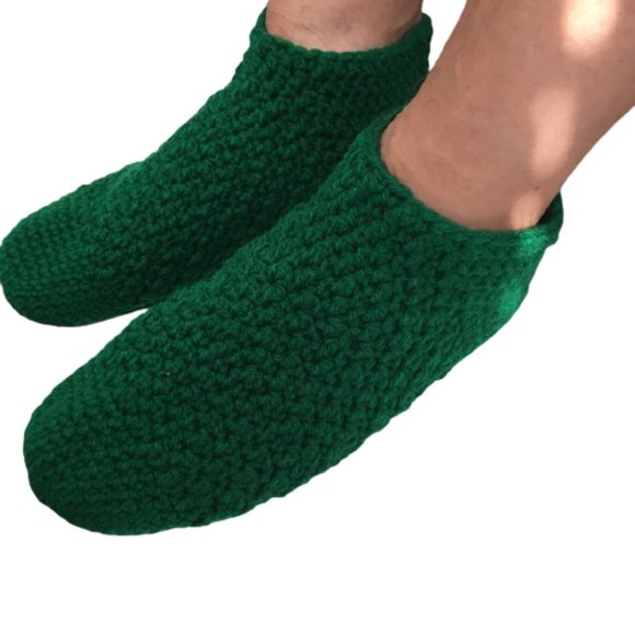 NWT 4 Pcs Knit Beanie Hat Scarf Glove Slippers Set - Picture 6 of 7